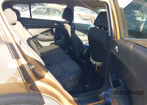 2017 Kia Sportage Lx z USA, uszkodzony, nr VIN KNDPM3AC4H7148734